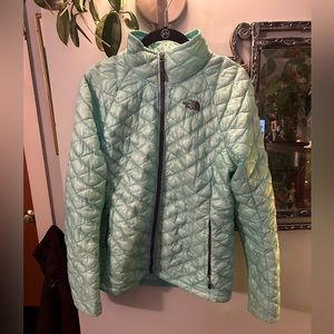 The North Face jacket light blue / light teal never used!